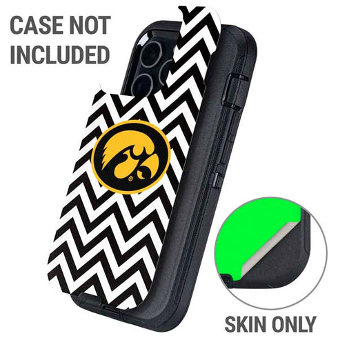 University of Iowa Hawkeyes Chevron Print Otterbox Defender iPhone Skin
