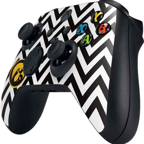 University of Iowa Hawkeyes Chevron Print Xbox Series X Controller Skin