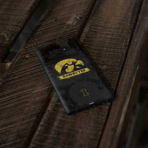University of Iowa Hawkeyes Distressed Logo Galaxy Note 9 Skin