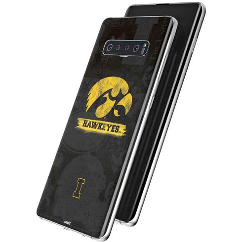 University of Iowa Hawkeyes Distressed Logo Galaxy S10 Plus Skin