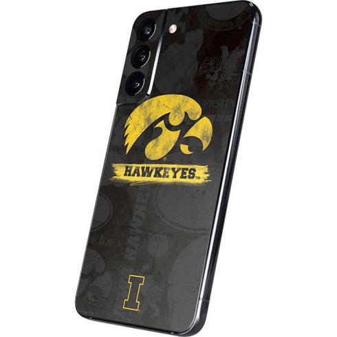 University of Iowa Hawkeyes Distressed Logo Galaxy S22 Plus Skin