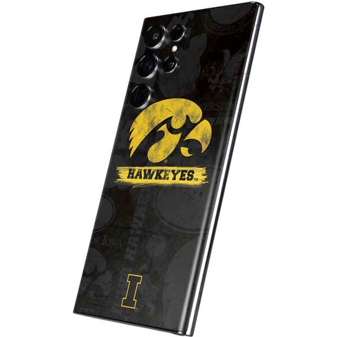 University of Iowa Hawkeyes Distressed Logo Galaxy S22 Ultra Skin