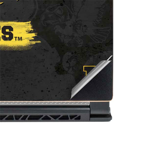 University of Iowa Hawkeyes Distressed Logo MSI GS65 Stealth Laptop Skin