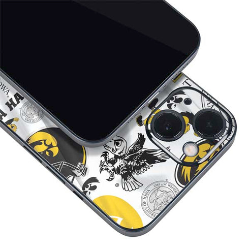 University of Iowa Hawkeyes Pattern iPhone 15 Plus Skin