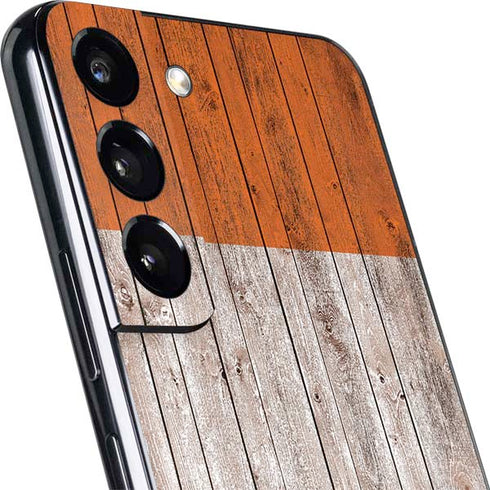 Ireland Flag Dark Wood Galaxy S22 Skin
