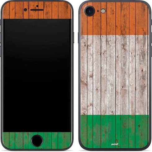 Ireland Flag Dark Wood iPhone 7 Skin