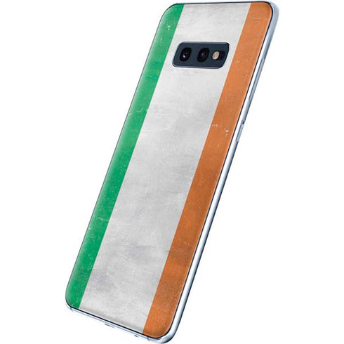 Ireland Flag Distressed Galaxy S10e Skin