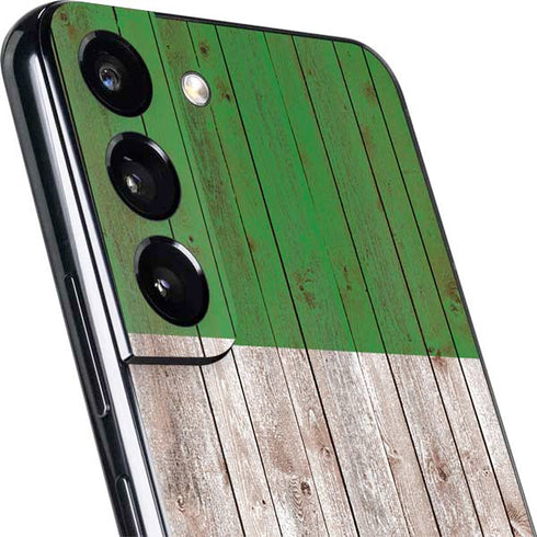 Italian Flag Dark Wood Galaxy S22 Skin