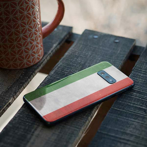 Italy Flag Distressed Galaxy S10e Skin