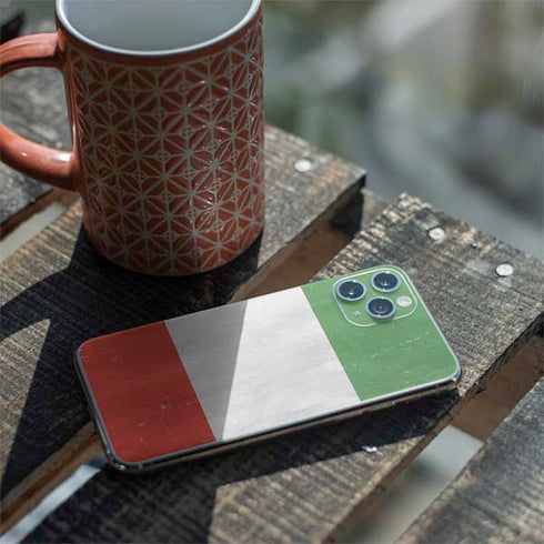 Italy Flag Distressed iPhone 11 Pro Skin