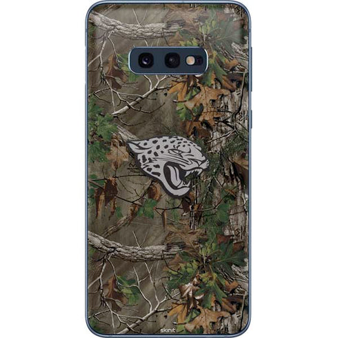 NFL Jacksonville Jaguars Realtree Xtra Green Camo Galaxy S10e Skin