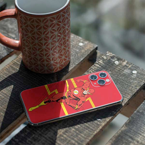 DC Comics The Flash Classic Art Running Pose iPhone 11 Pro Skin