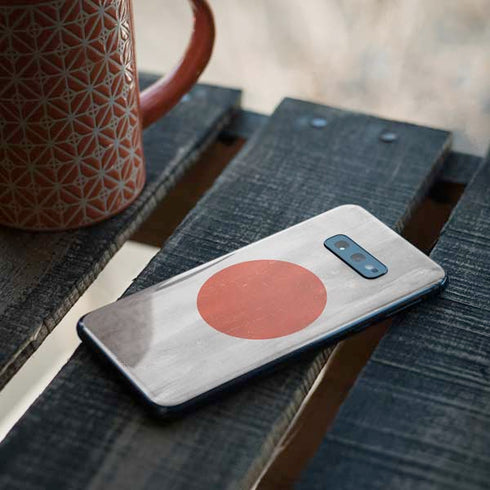 Japanese Flag Distressed Galaxy S10e Skin