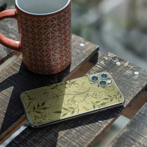 William Morris Jasmine iPhone 11 Pro Skin
