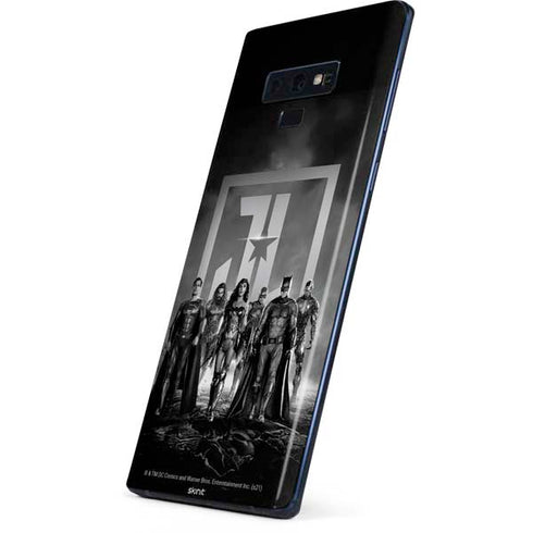 The Justice League (2017) Justice League Black and White Galaxy Note 9 Skin