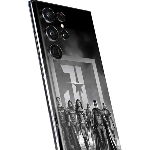 The Justice League (2017) Justice League Black and White Galaxy S22 Ultra Skin