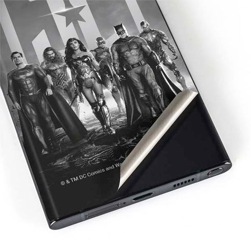 The Justice League (2017) Justice League Black and White Galaxy S22 Ultra Skin