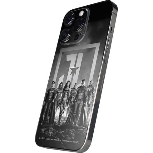 The Justice League (2017) Justice League Black and White iPhone 14 Pro Skin