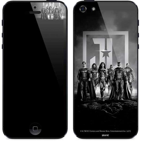 The Justice League (2017) Justice League Black and White iPhone 5/5s/5SE Skin