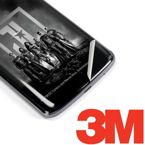 The Justice League (2017) Justice League Black and White Moto E5 Plus Skin