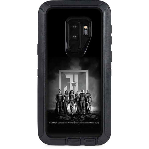 The Justice League (2017) Justice League Black and White Otterbox Defender Galaxy Skin