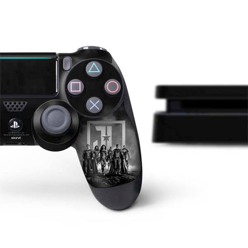 The Justice League (2017) Justice League Black and White PS4 Slim Bundle Skin