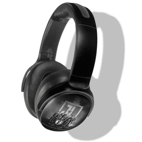 The Justice League (2017) Justice League Black and White Skullcandy Venue Skin