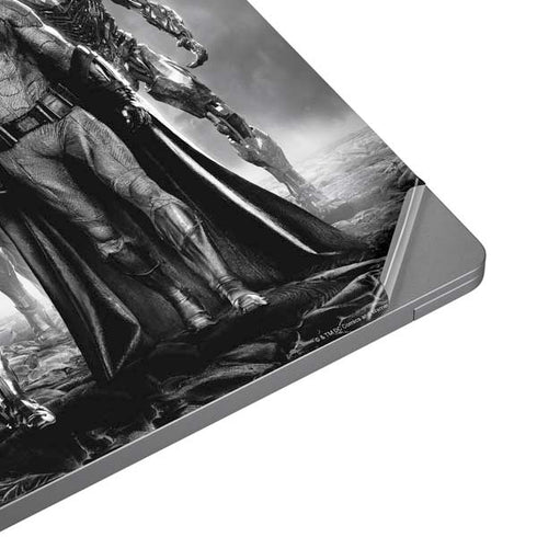 The Justice League (2017) Justice League Black and White Universal Laptop 13in (10.6 x 7.6in) Skin