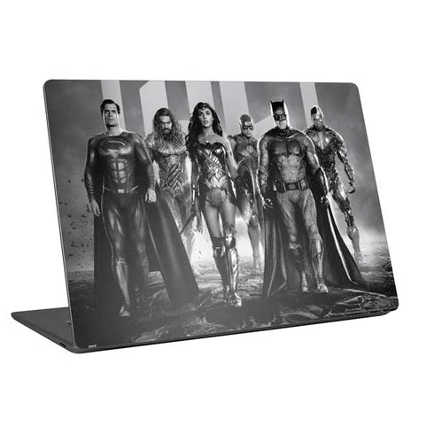 The Justice League (2017) Justice League Black and White Universal Laptop 16.6in (13.4 x 9.7in) Skin