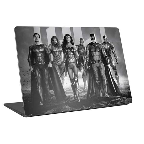 The Justice League (2017) Justice League Black and White Universal Laptop 16in (13 x 9.4in) Skin