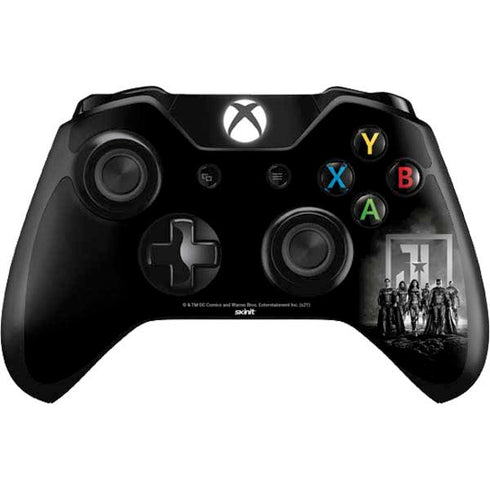 The Justice League (2017) Justice League Black and White Xbox One Controller Skin
