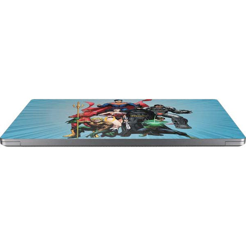 Justice League Heroes Stance 1 Universal Laptop 16in (13 x 9.4in) Skin