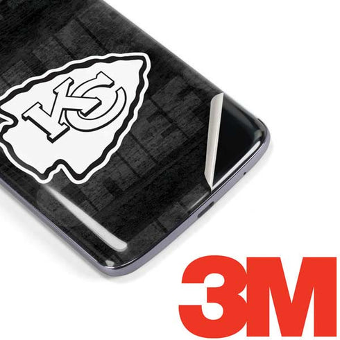 NFL Kansas City Chiefs Black & White Moto E5 Plus Skin