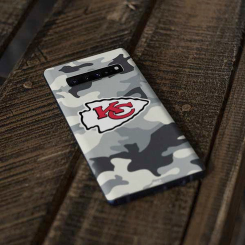 NFL Kansas City Chiefs Camo Galaxy S10 Plus Skin