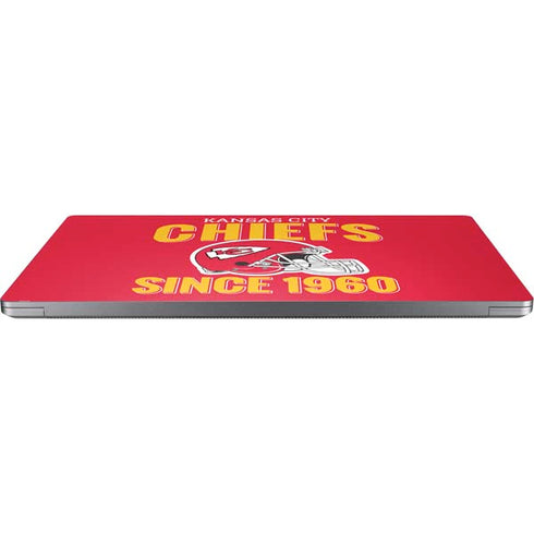 NFL Kansas City Chiefs Helmet Universal Laptop 18in (14.6 x 10.6in) Skin