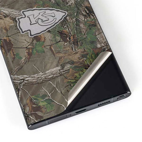 NFL Kansas City Chiefs Realtree Xtra Green Camo Galaxy S22 Ultra Skin
