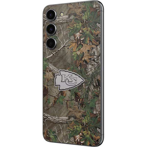 NFL Kansas City Chiefs Realtree Xtra Green Camo Galaxy S23 Plus Skin