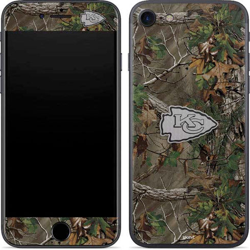 NFL Kansas City Chiefs Realtree Xtra Green Camo iPhone SE (2nd & 3rd Gen) Skin