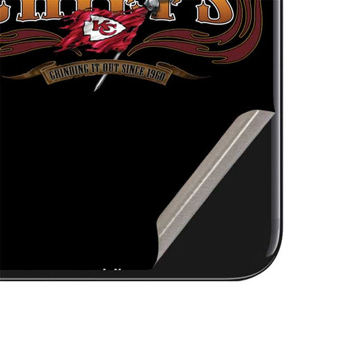 Liquid Blue NFL Kansas City Chiefs Running Back iPhone SE (2nd & 3rd Gen) Skin