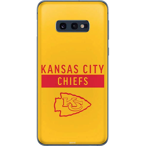NFL Kansas City Chiefs Yellow Performance Series Galaxy S10e Skin