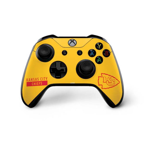 NFL Kansas City Chiefs Yellow Performance Series Xbox One X Bundle Skin