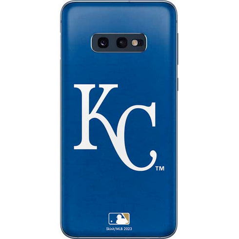 MLB Kansas City Royals - Solid Distressed Galaxy S10e Skin