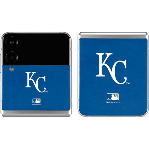 MLB Kansas City Royals - Solid Distressed Galaxy Z Flip4 5G Skin