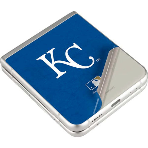 MLB Kansas City Royals - Solid Distressed Galaxy Z Flip4 5G Skin