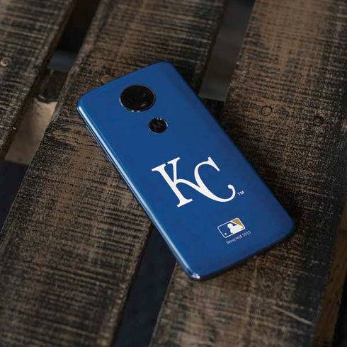 MLB Kansas City Royals - Solid Distressed Moto E5 Plus Skin