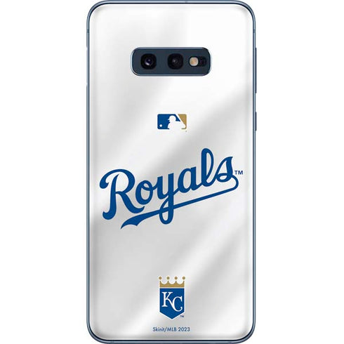 MLB Kansas City Royals Jersey Galaxy S10e Skin