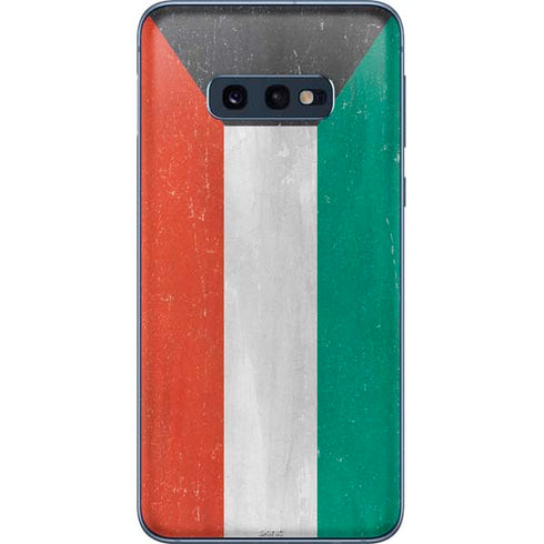 Kuwait Flag Distressed Galaxy S10e Skin