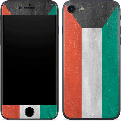 Kuwait Flag Distressed iPhone 8 Skin