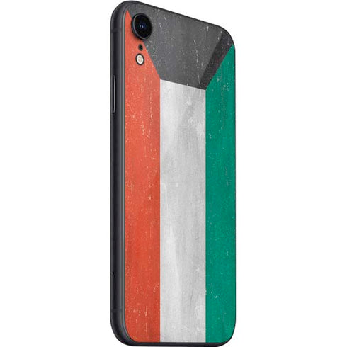 Kuwait Flag Distressed iPhone SE (2nd & 3rd Gen) Skin