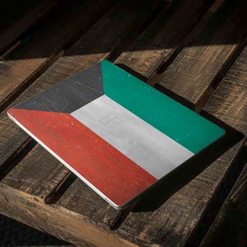 Kuwait Flag Distressed Surface Laptop 3 13.5in Skin